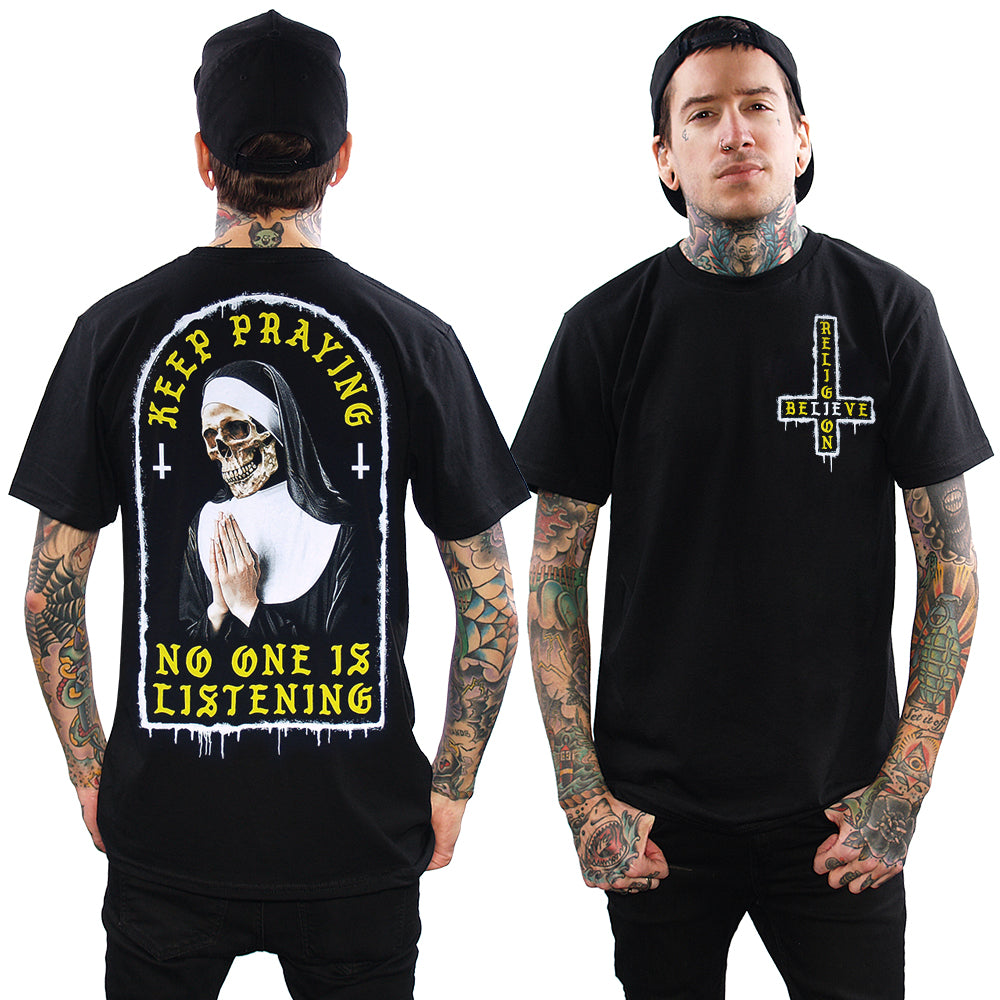 KEEP PRAYING T-SHIRT