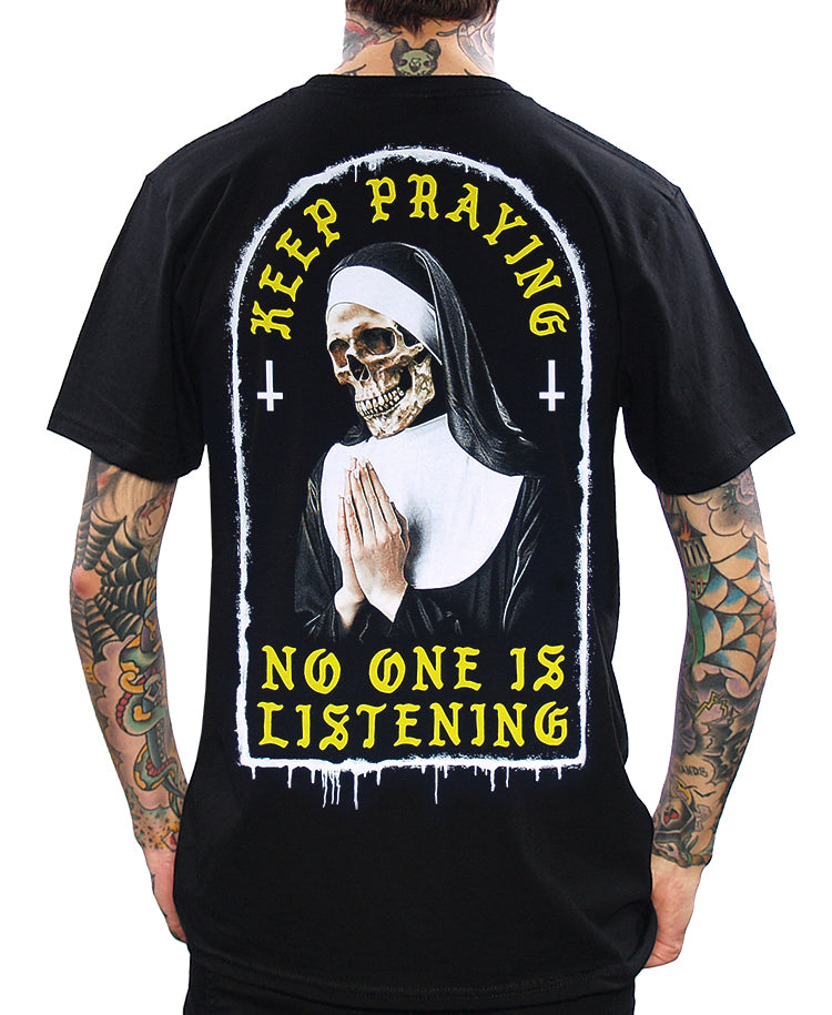 KEEP PRAYING T-SHIRT