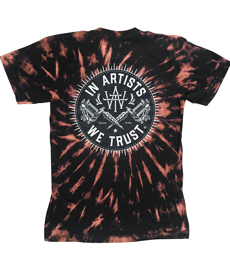 IN ARTISTS WE TRUST LOGO SEAL T-SHIRT